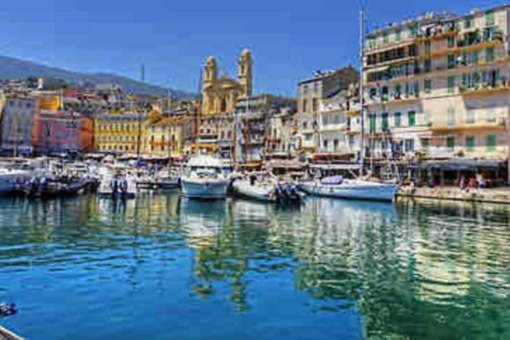 Appartement Vue Mer Avec Parking Gratuit Sur Place Bastia  Kültér fotó